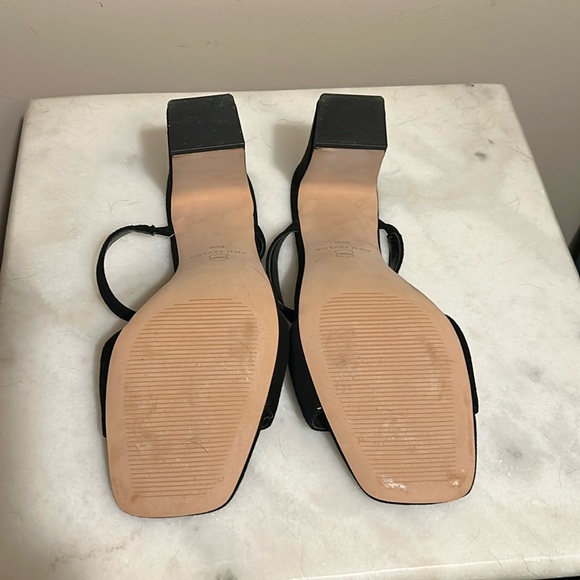 NIB Ann Taylor Two Strap Block Heel Sandal, Size 8 1/2 - Picture 4 of 6